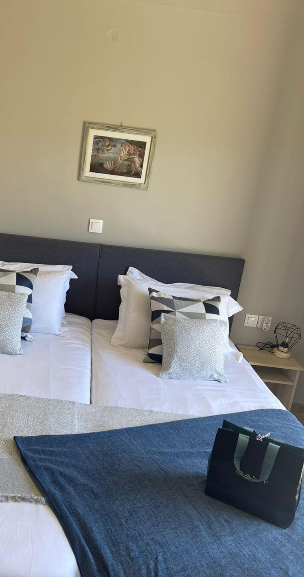 Georgia'S Apartments, Ipsos Corfu ภายนอก รูปภาพ